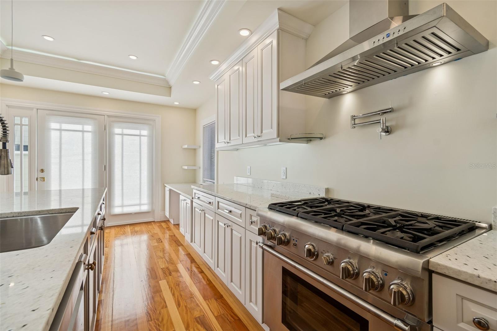 Image 34 of 95 For 344 21st Avenue Ne