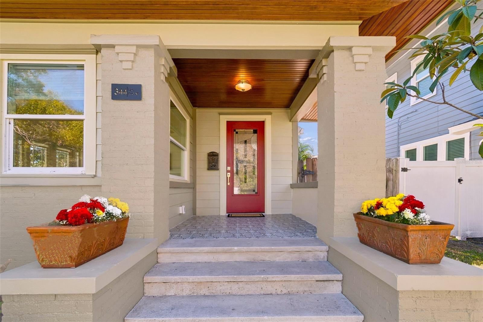 Image 4 of 95 For 344 21st Avenue Ne