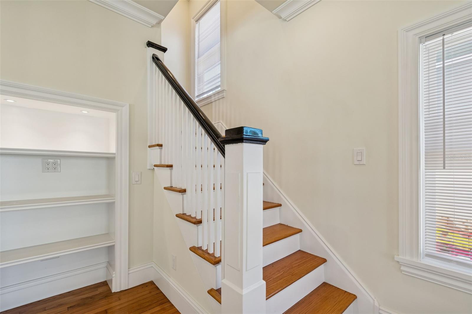 Image 45 of 95 For 344 21st Avenue Ne