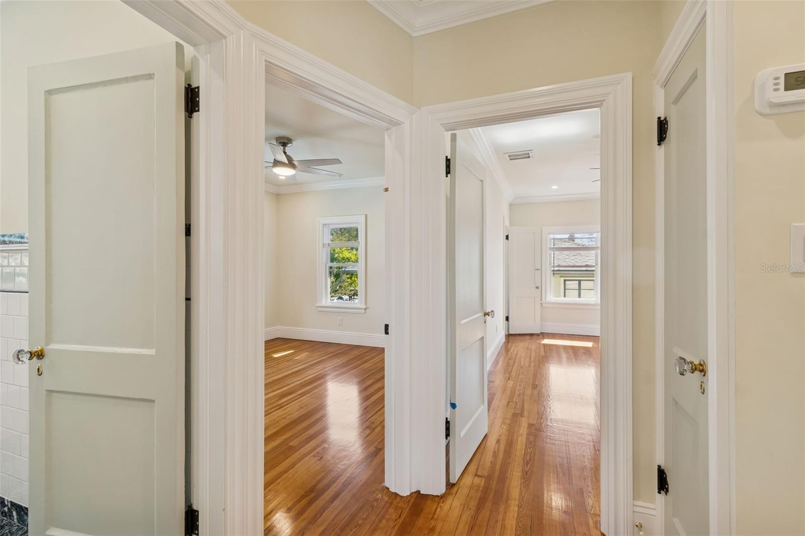 Image 49 of 95 For 344 21st Avenue Ne