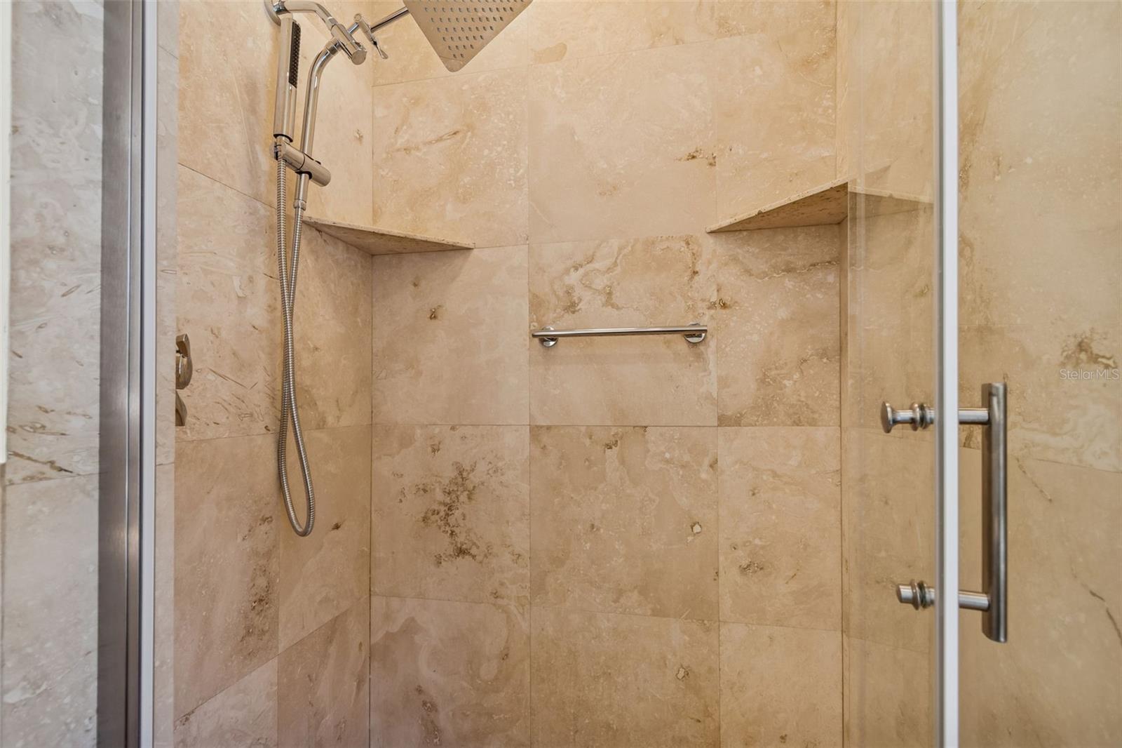 Image 56 of 95 For 344 21st Avenue Ne