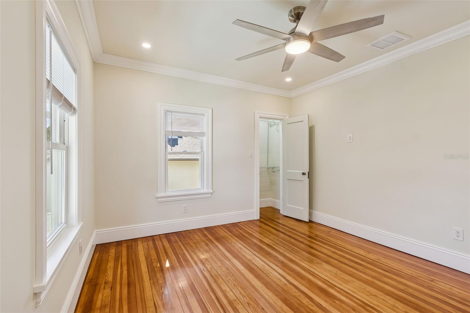 Image 59 of 95 For 344 21st Avenue Ne