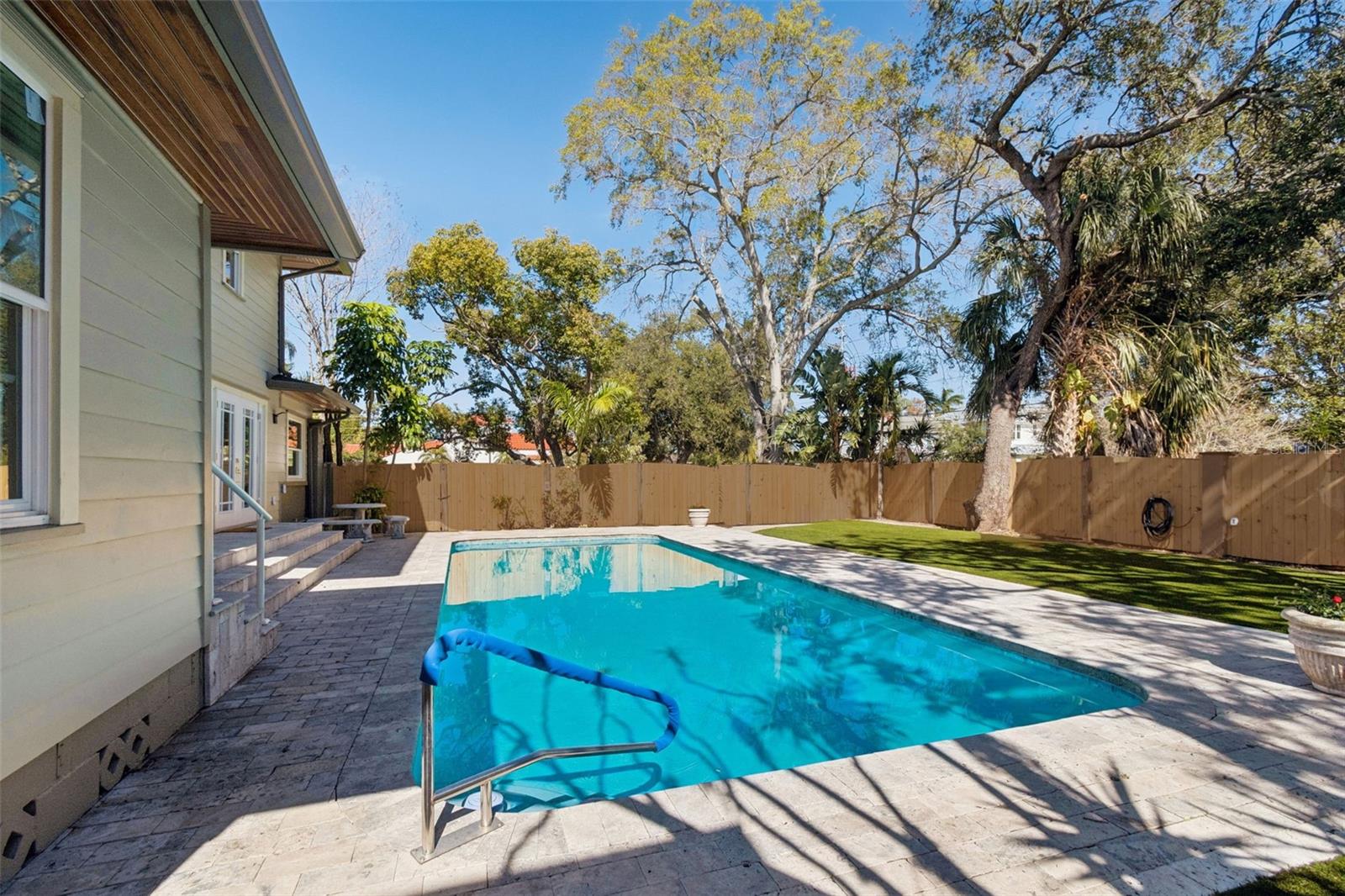 Image 76 of 95 For 344 21st Avenue Ne