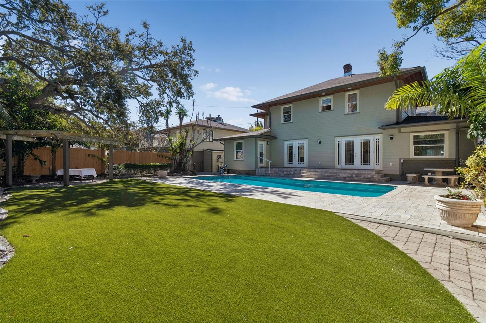 Image 79 of 95 For 344 21st Avenue Ne