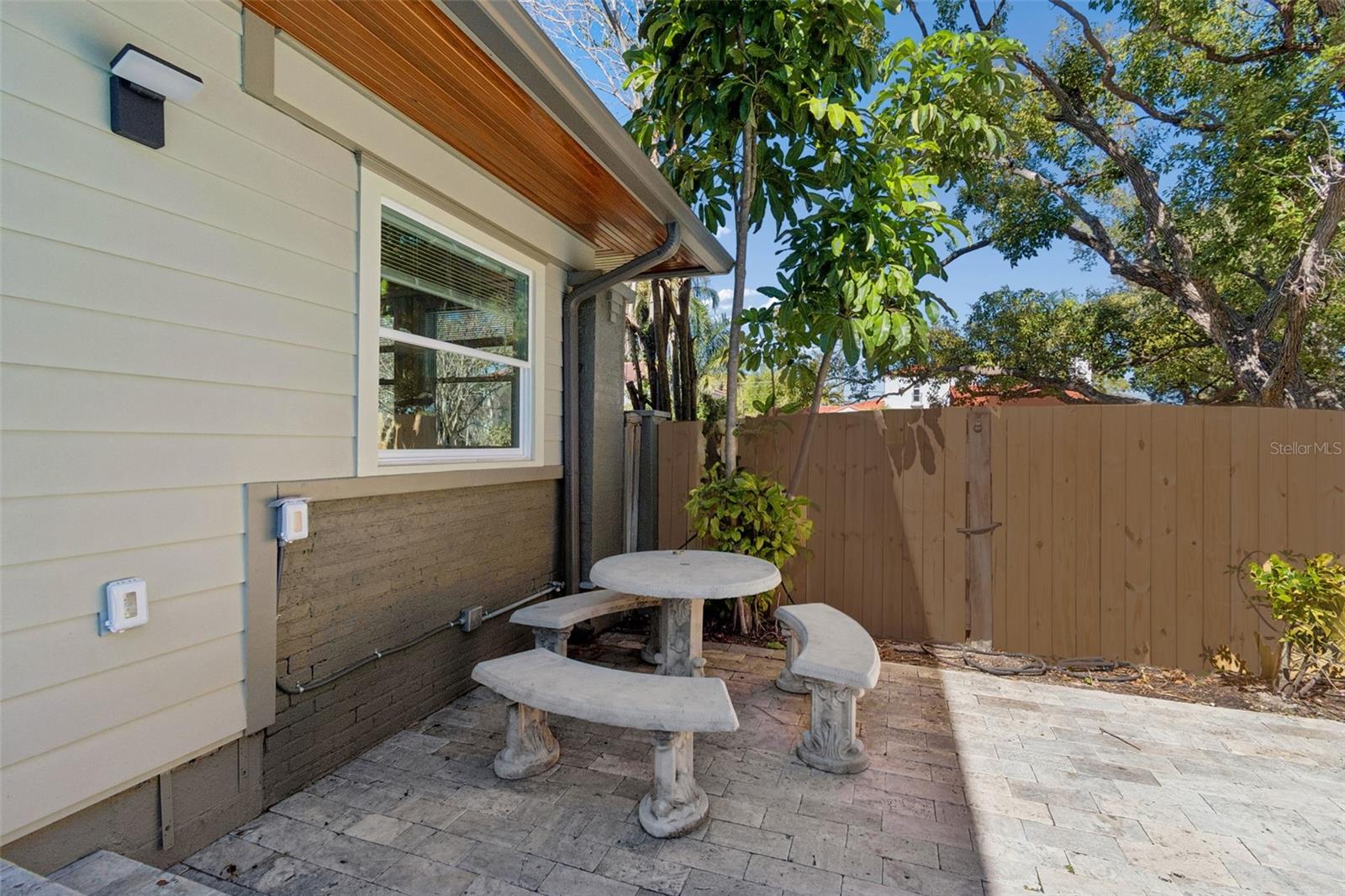 Image 81 of 95 For 344 21st Avenue Ne