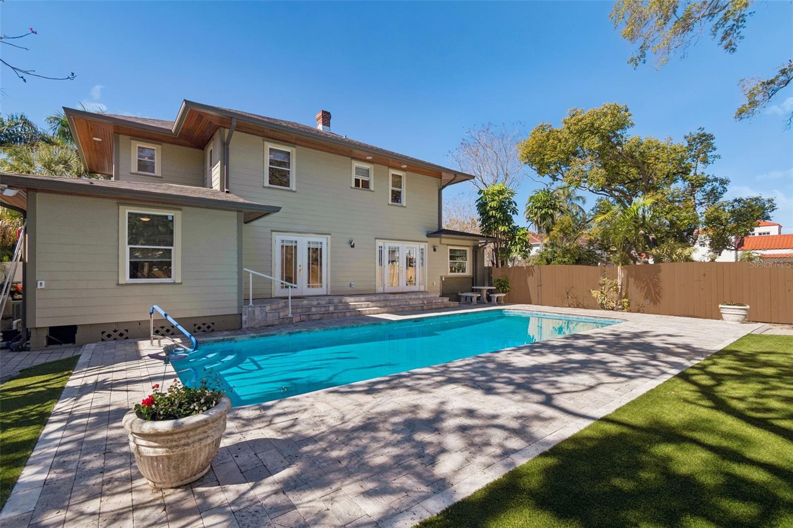 Image 82 of 95 For 344 21st Avenue Ne