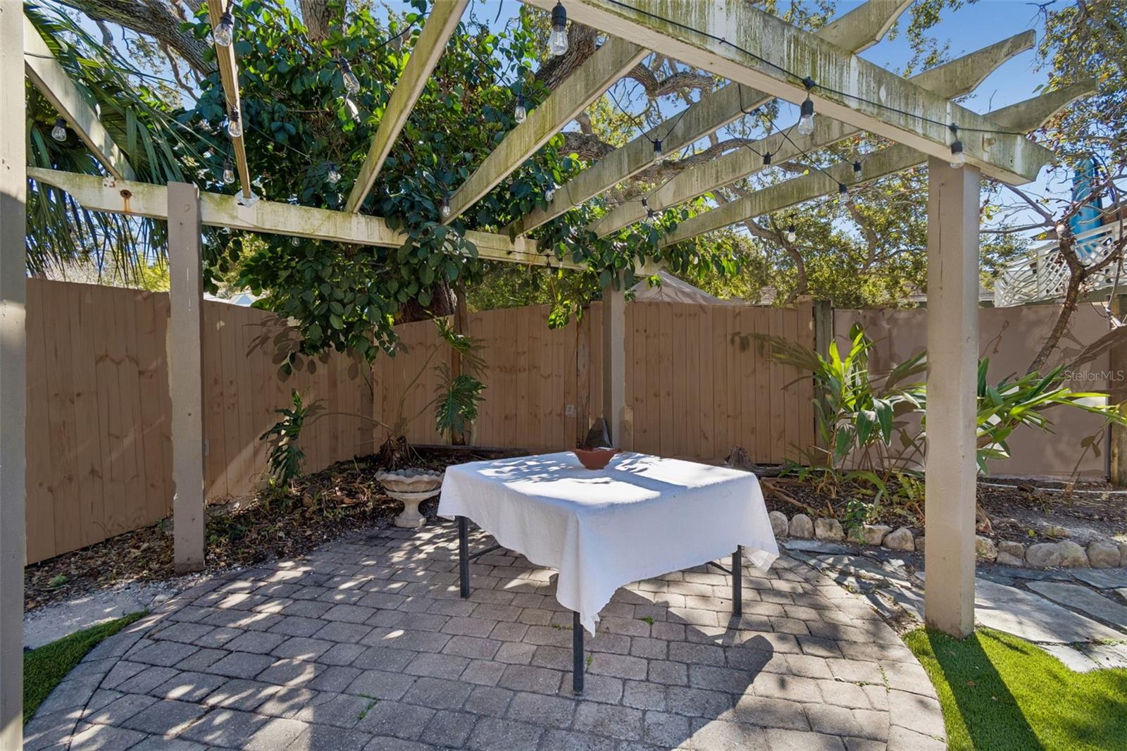 Image 84 of 95 For 344 21st Avenue Ne