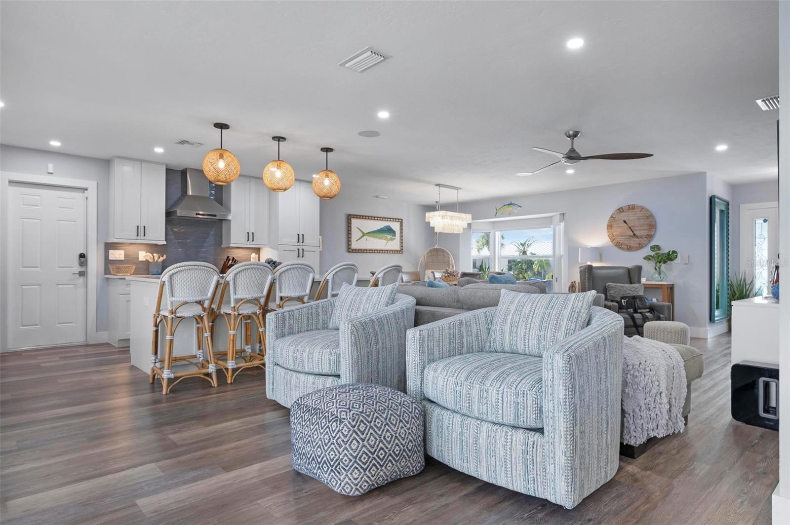 Image 17 of 33 For 3915 Coconut Terrace