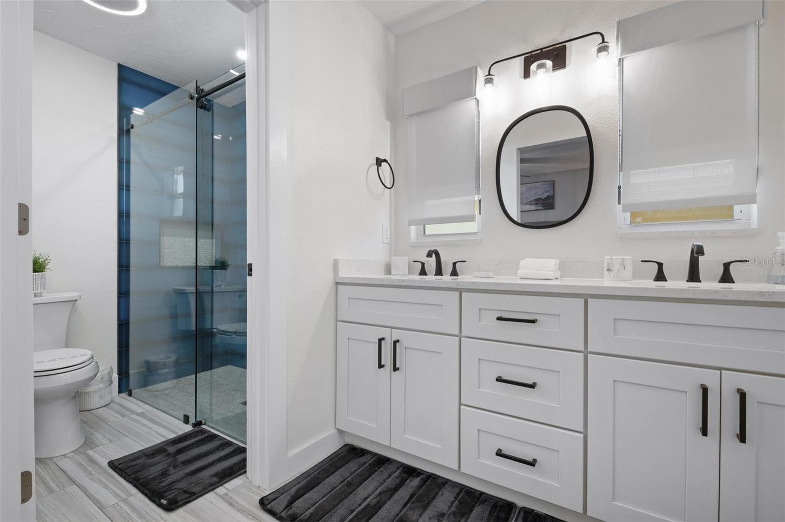 Image 22 of 33 For 3915 Coconut Terrace