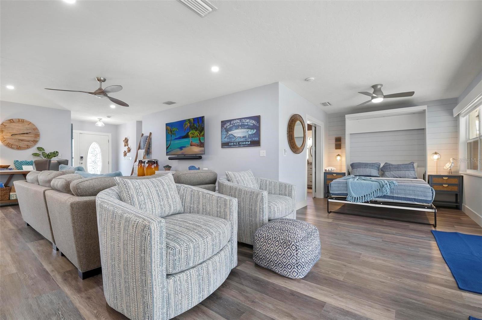 Image 7 of 33 For 3915 Coconut Terrace