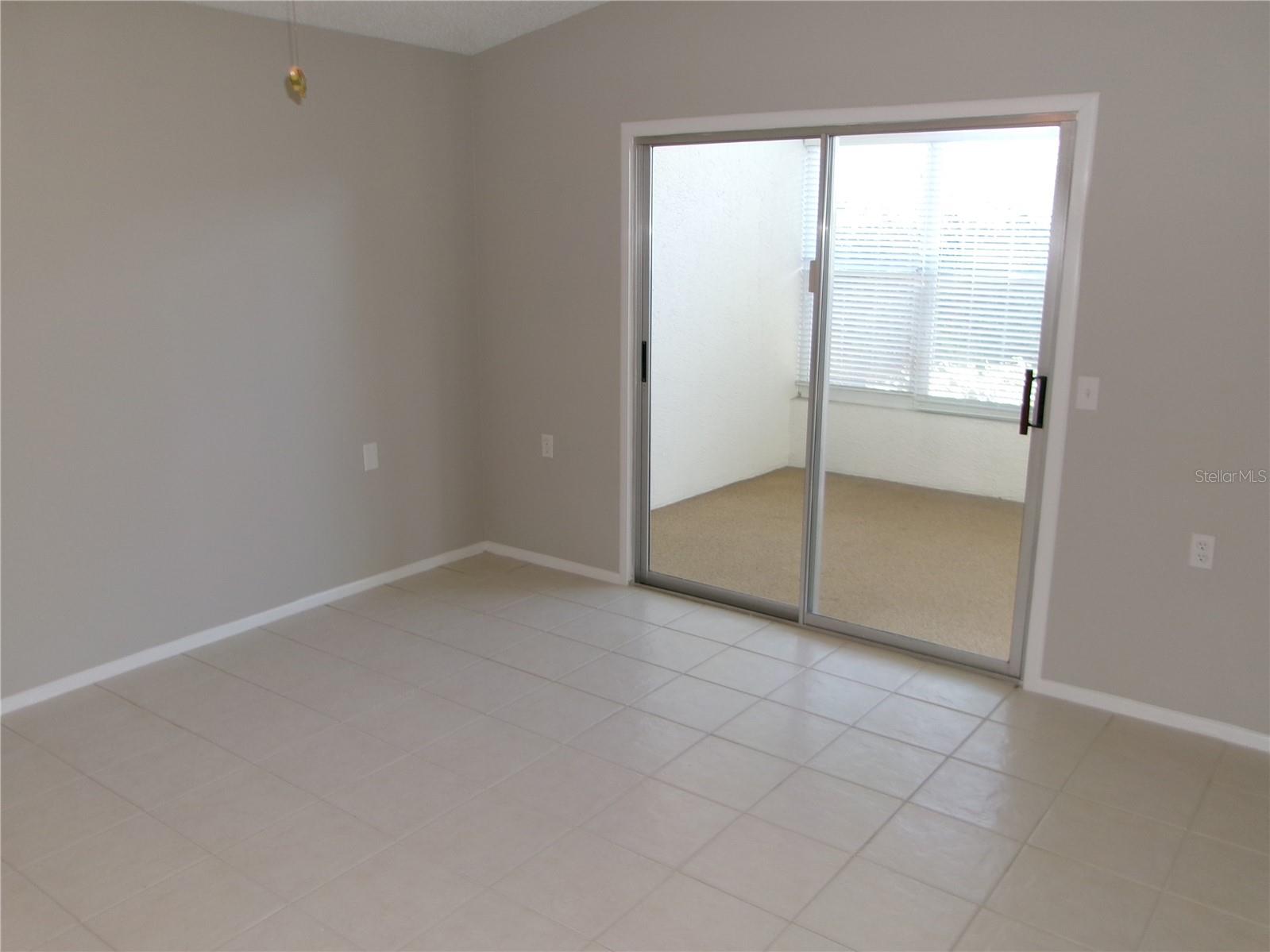 Image 10 of 17 For 11604 Versailles Lane 60