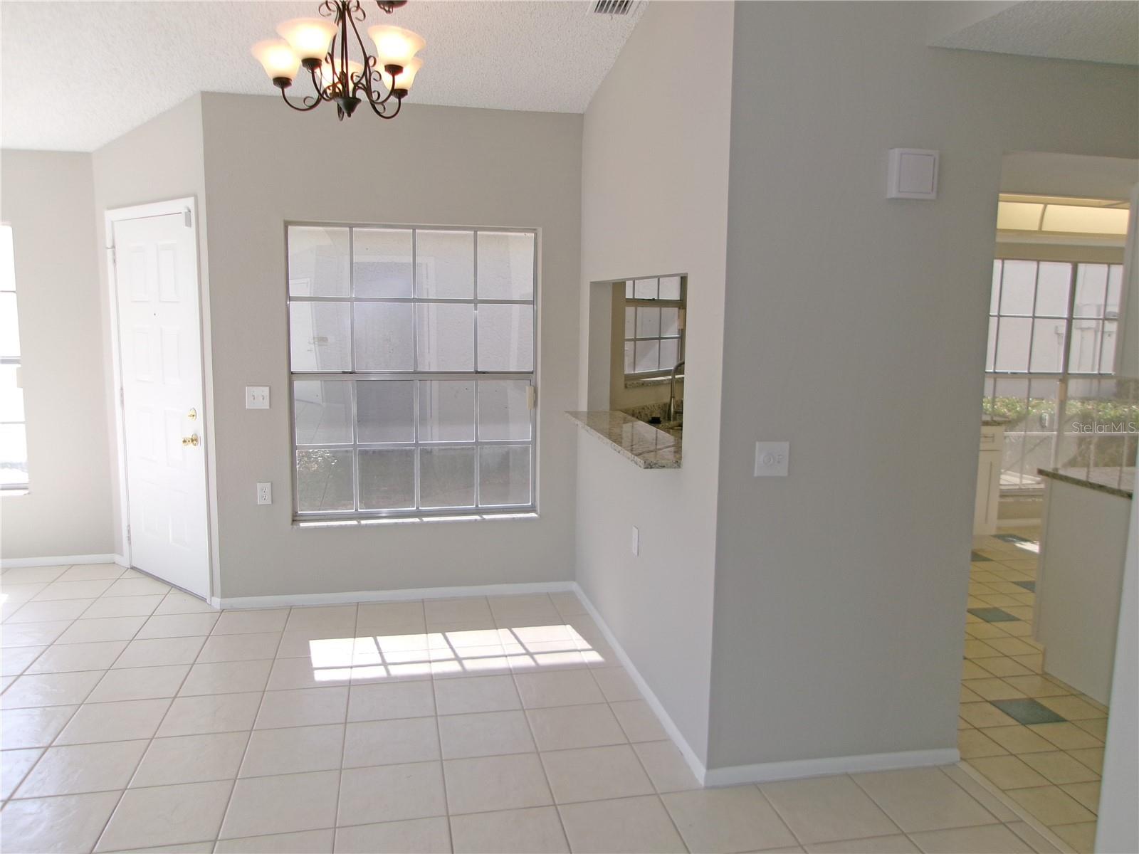 Image 15 of 17 For 11604 Versailles Lane 60