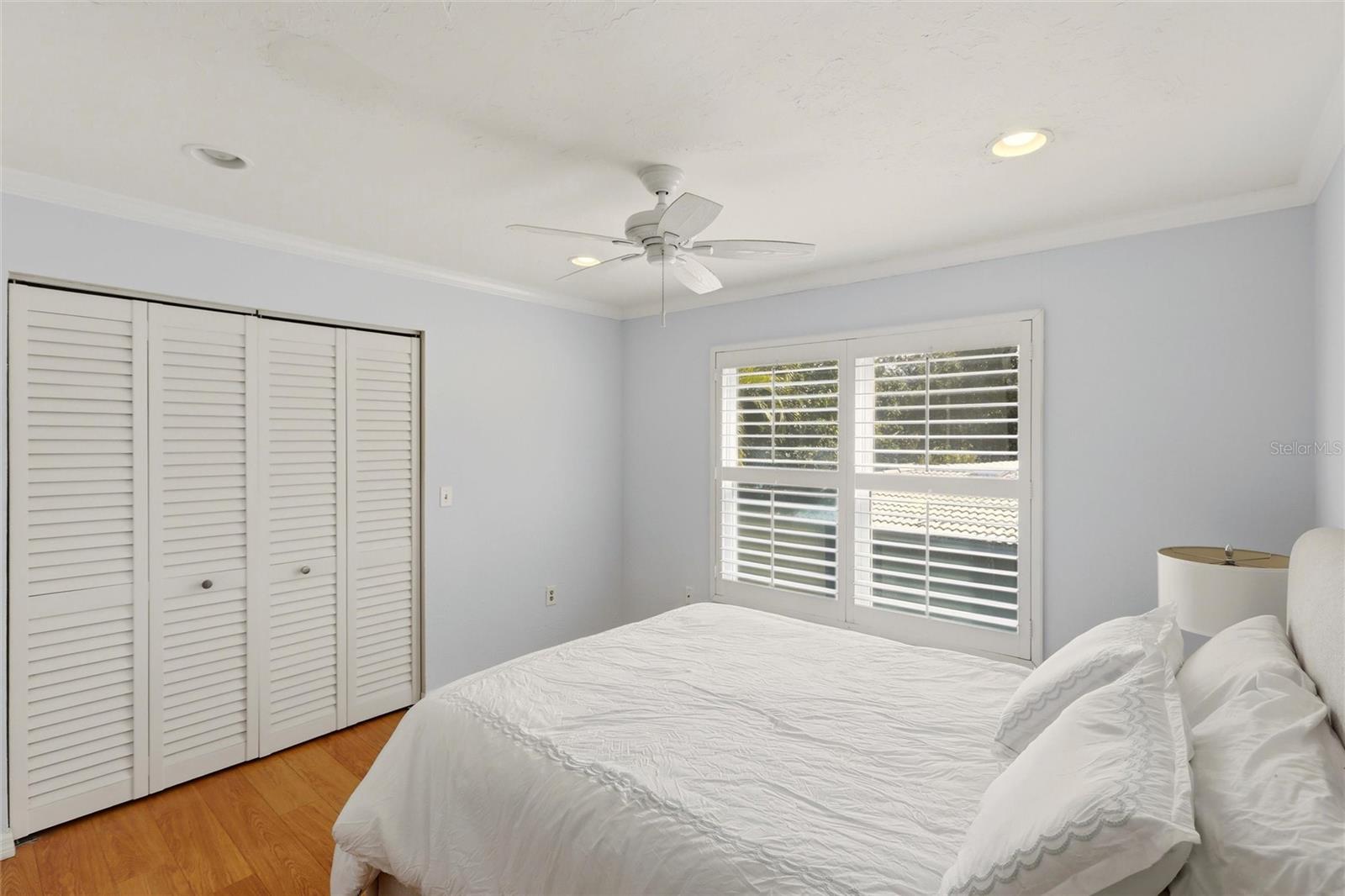 Image 33 of 62 For 557 Venice Lane