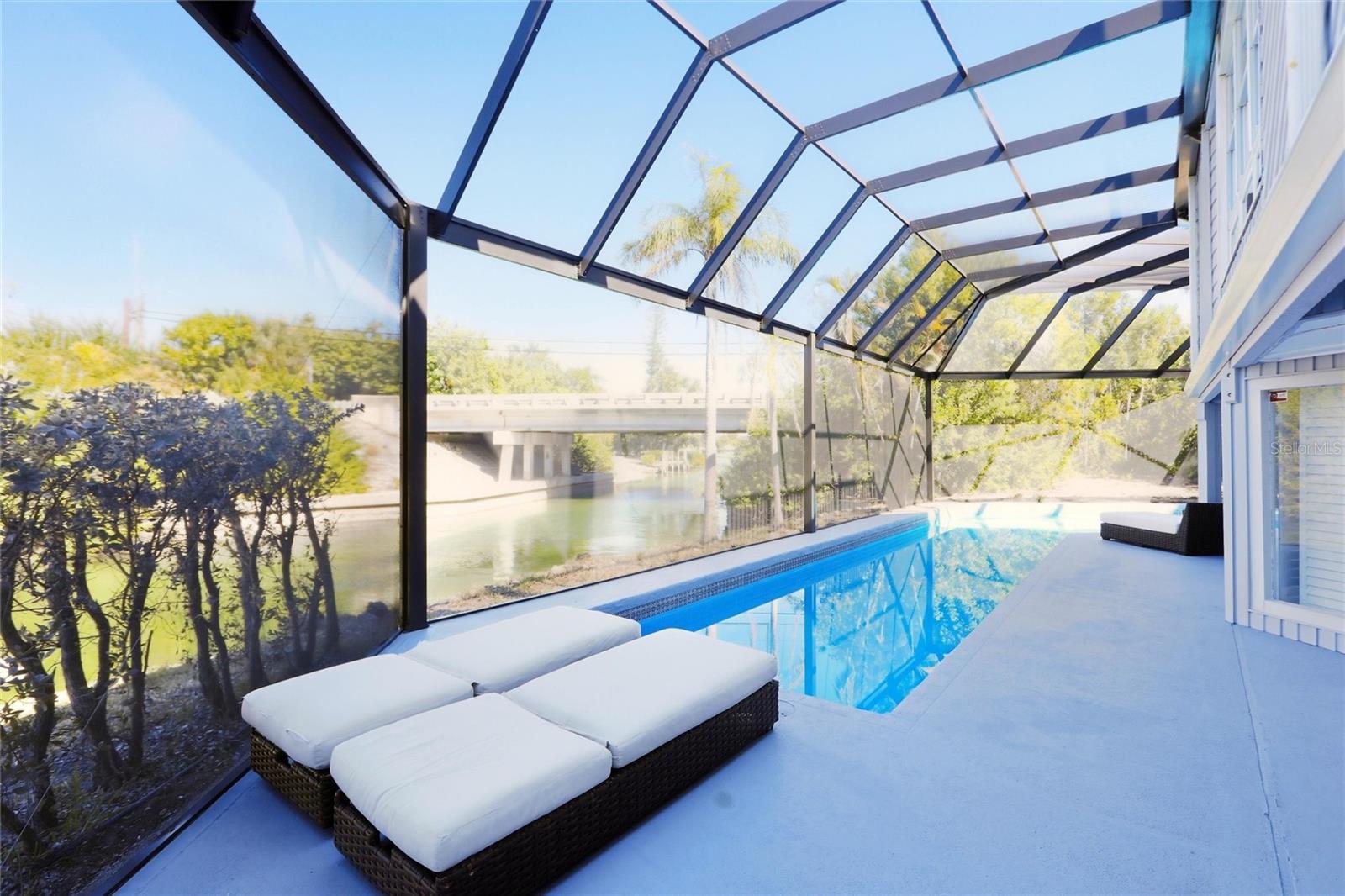 Image 47 of 62 For 557 Venice Lane