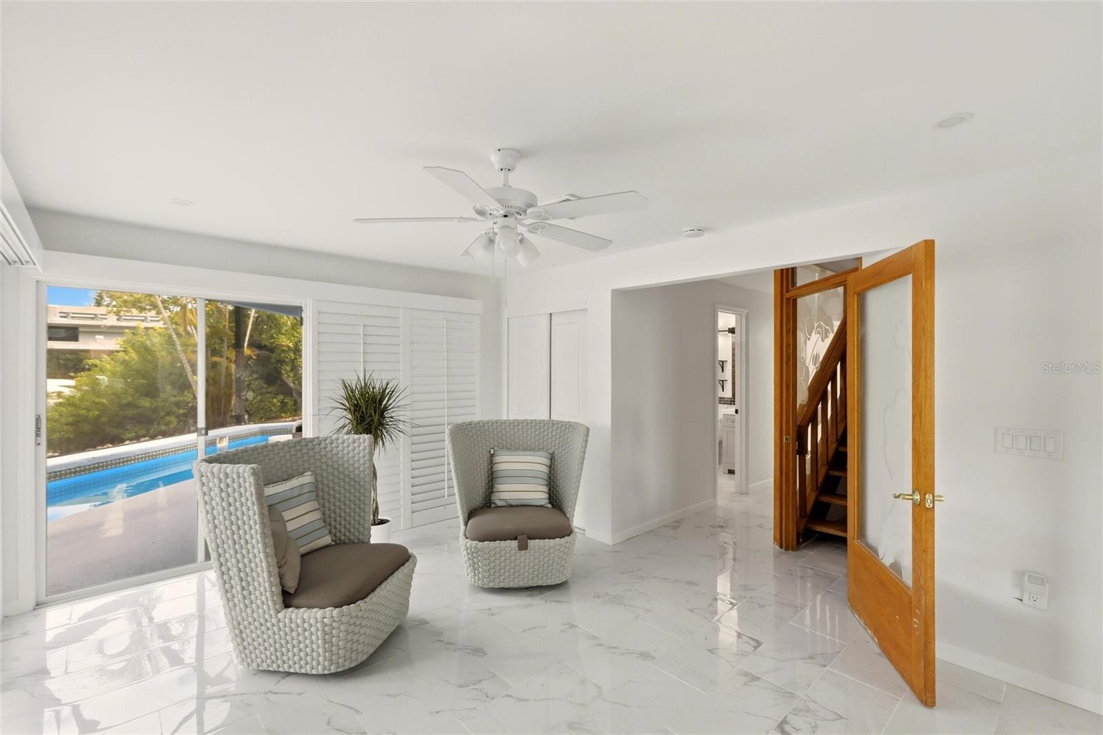 Image 5 of 62 For 557 Venice Lane