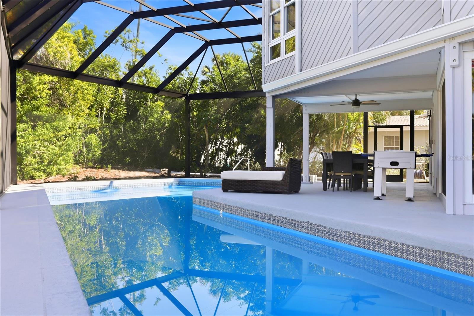 Image 50 of 62 For 557 Venice Lane