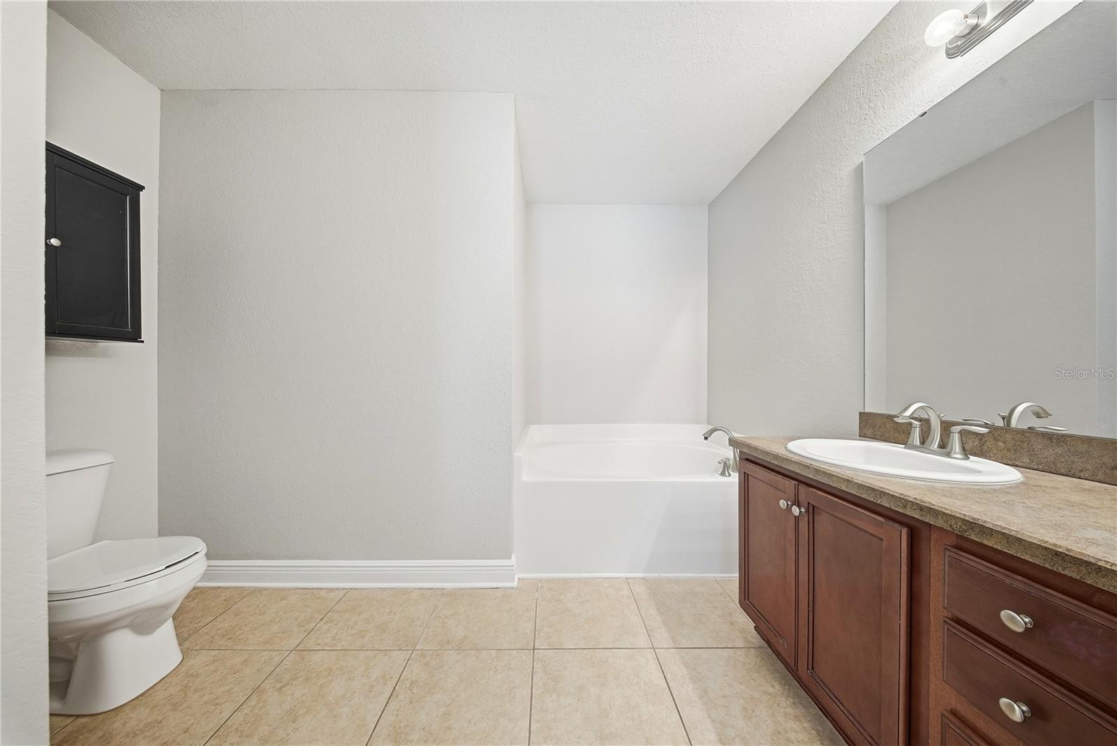 Image 30 of 47 For 11101 Irish Moss Avenue