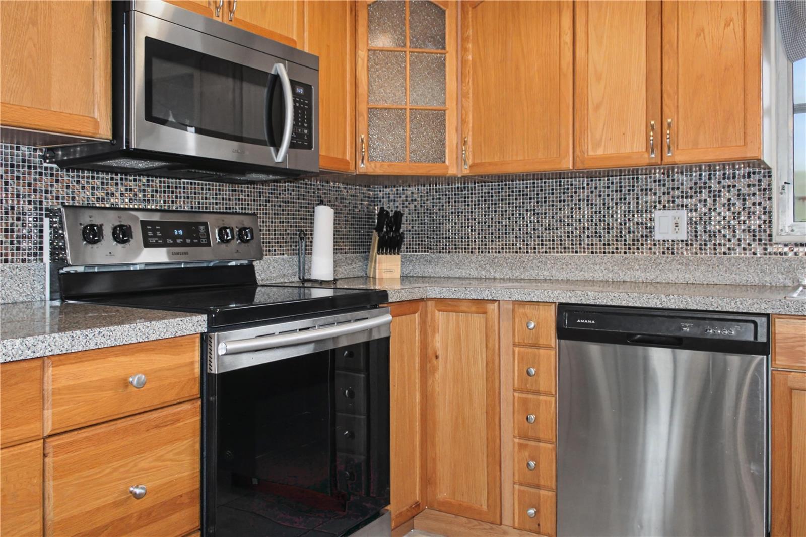 Image 9 of 29 For 311 Garvin Street 409c