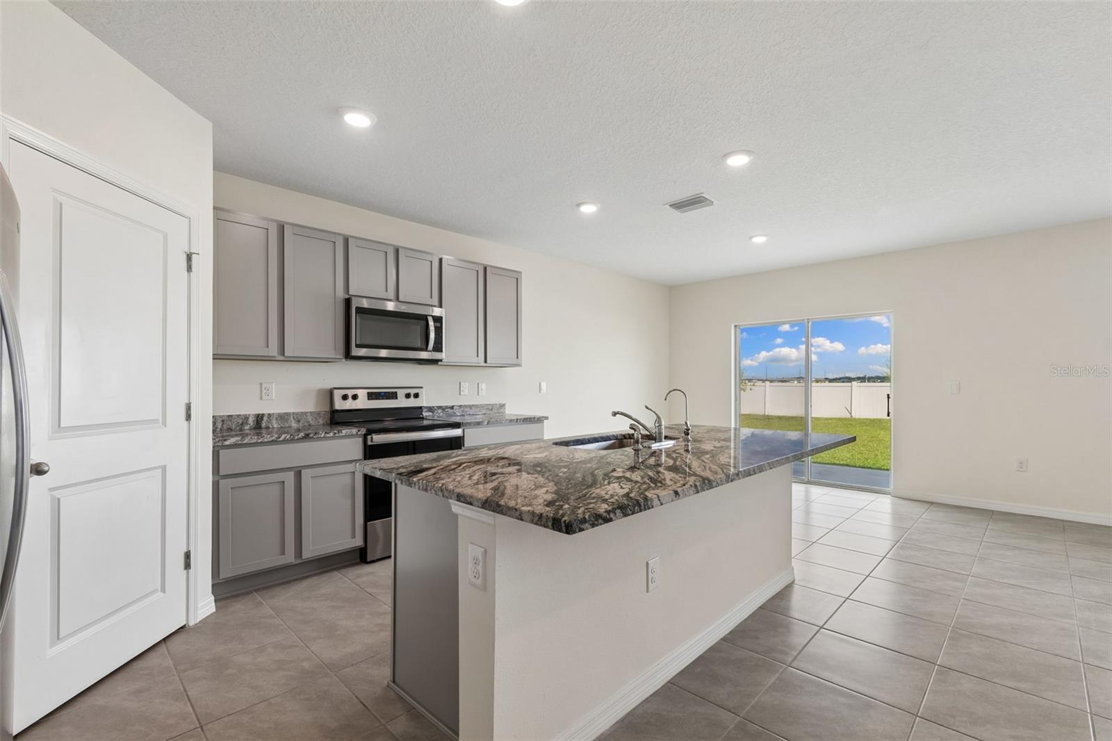 Image 13 of 100 For 8454 Ender Hills Drive