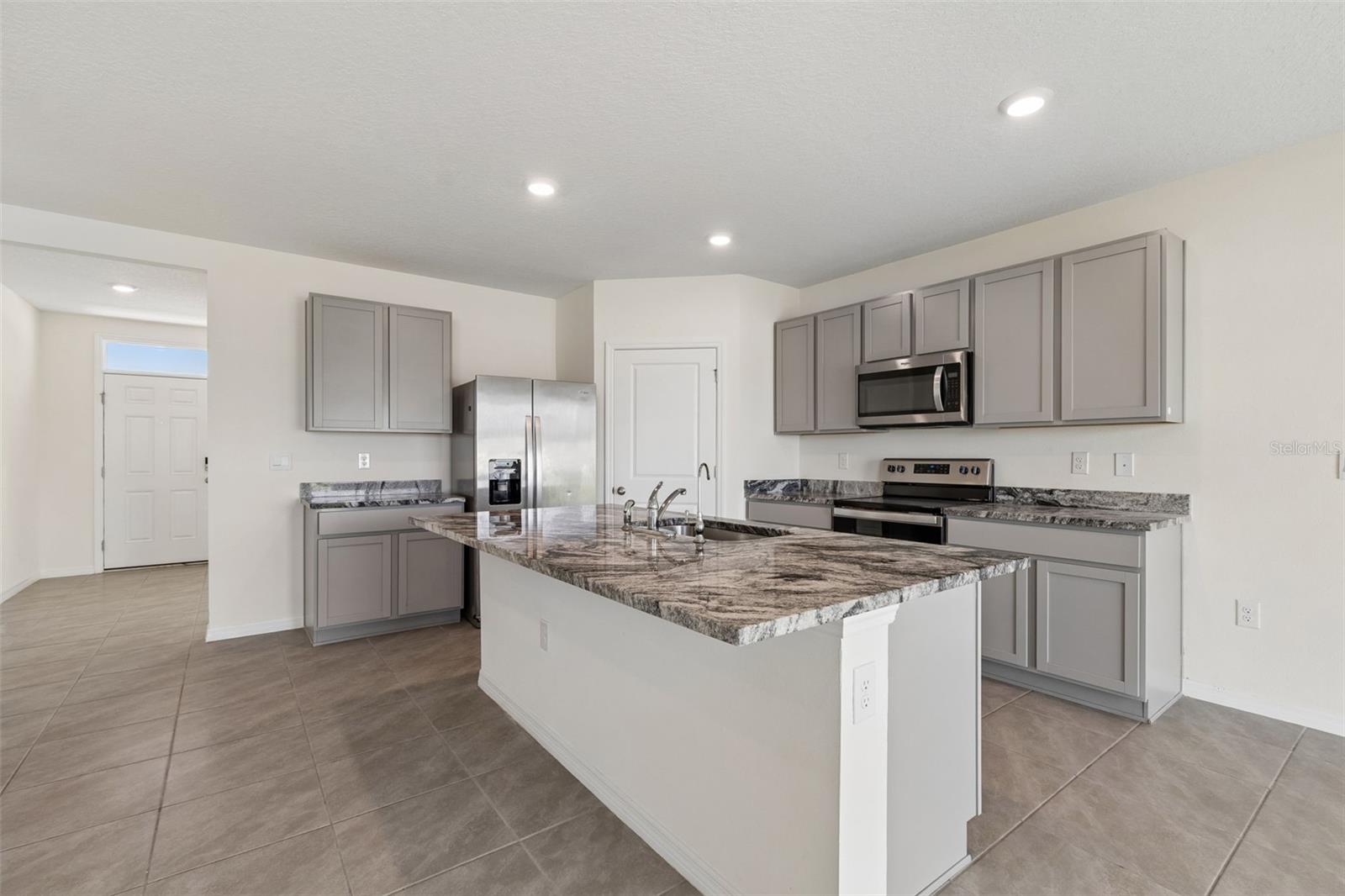 Image 14 of 100 For 8454 Ender Hills Drive