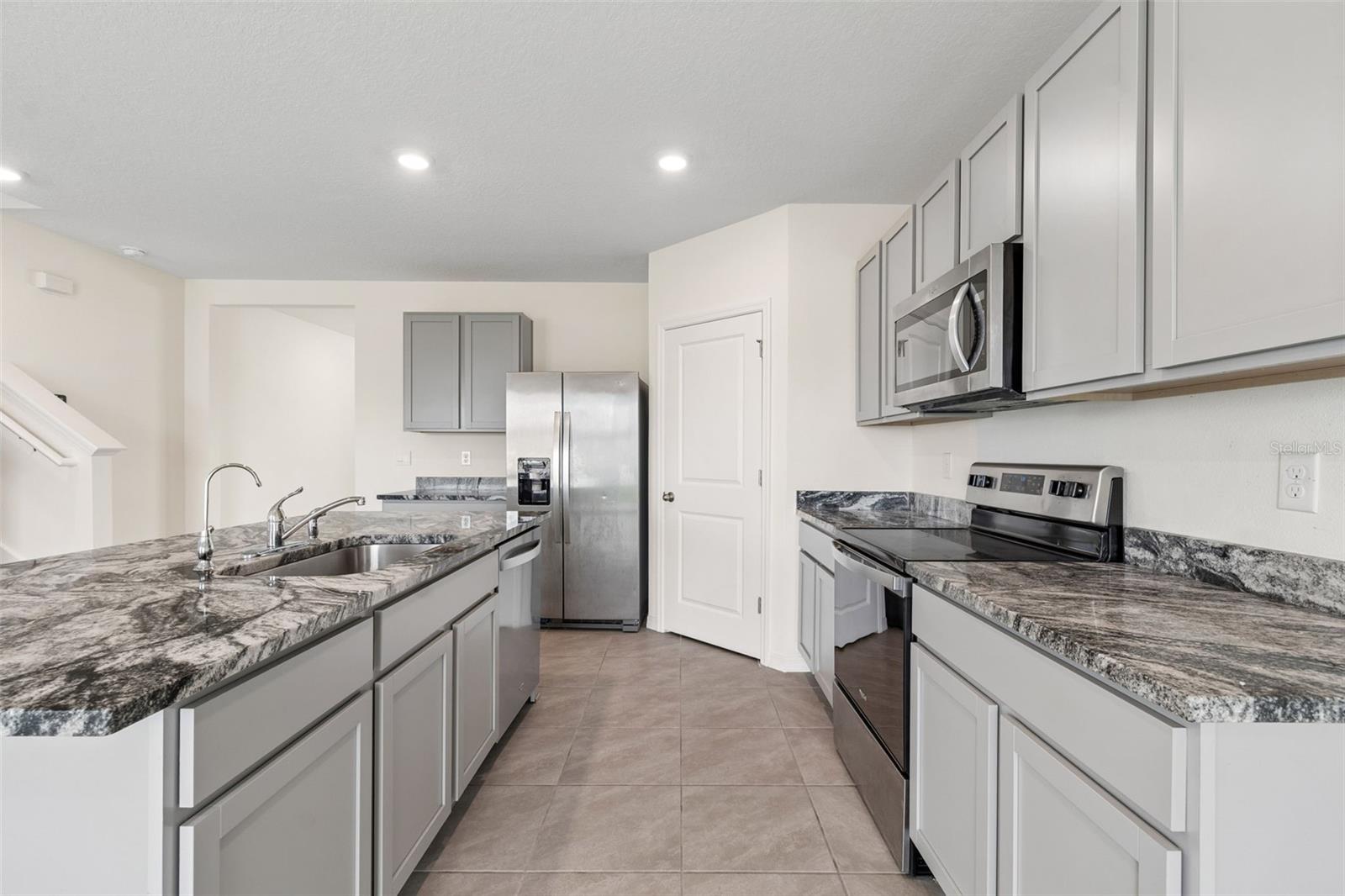 Image 16 of 100 For 8454 Ender Hills Drive