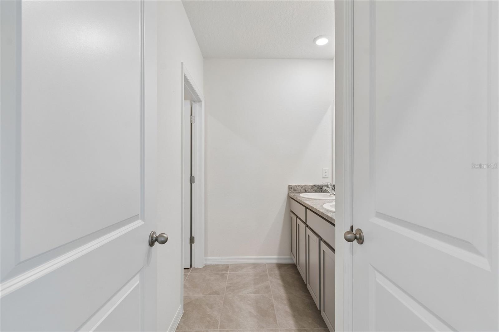 Image 54 of 100 For 8454 Ender Hills Drive