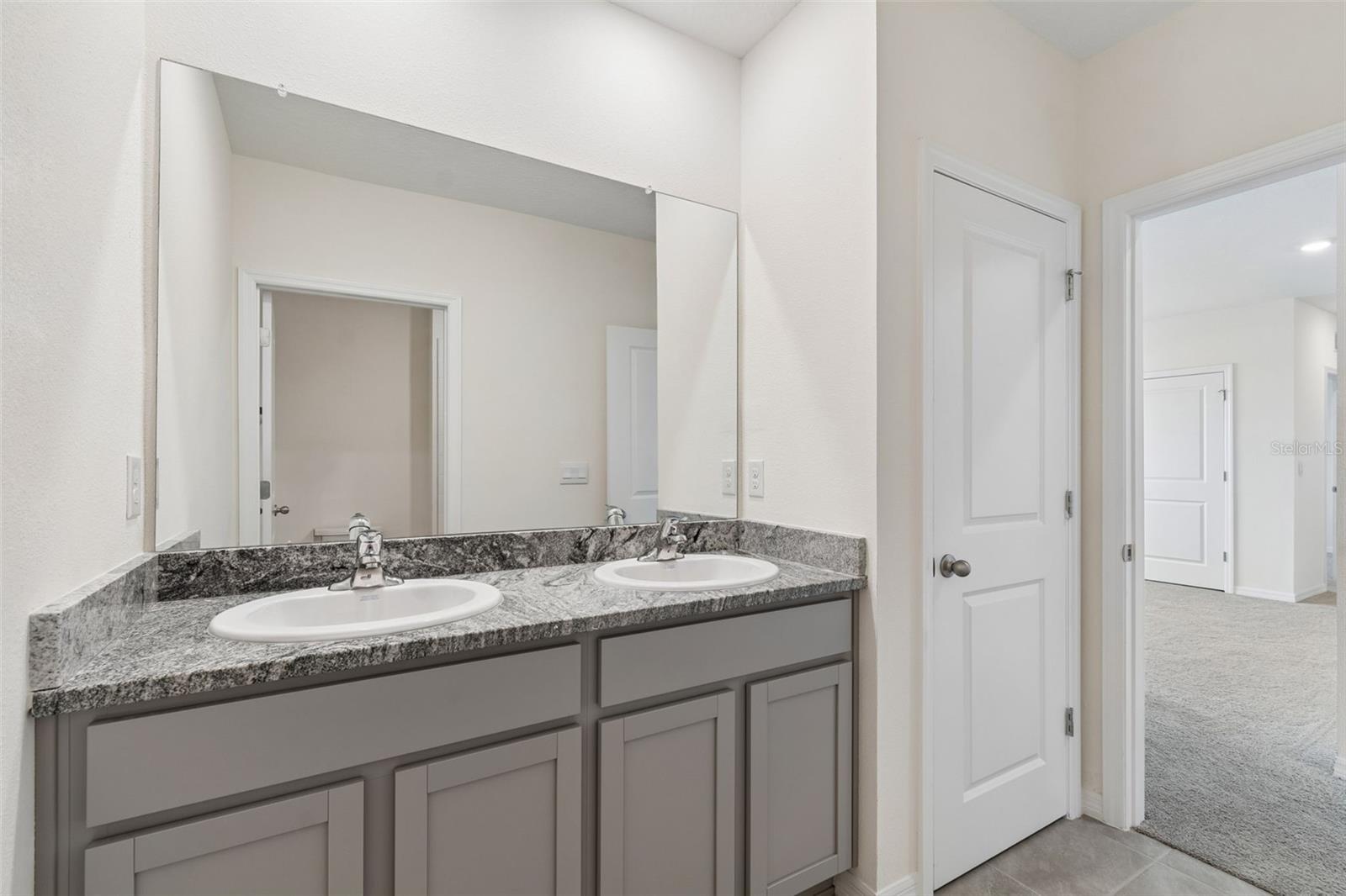 Image 55 of 100 For 8454 Ender Hills Drive