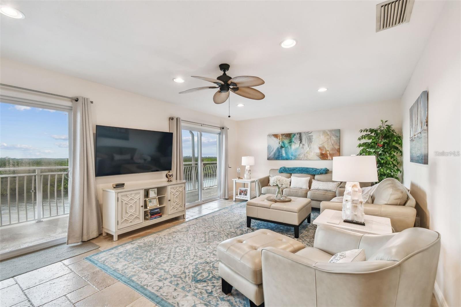 Image 3 of 16 For 8829 Bay Pointe Drive 205