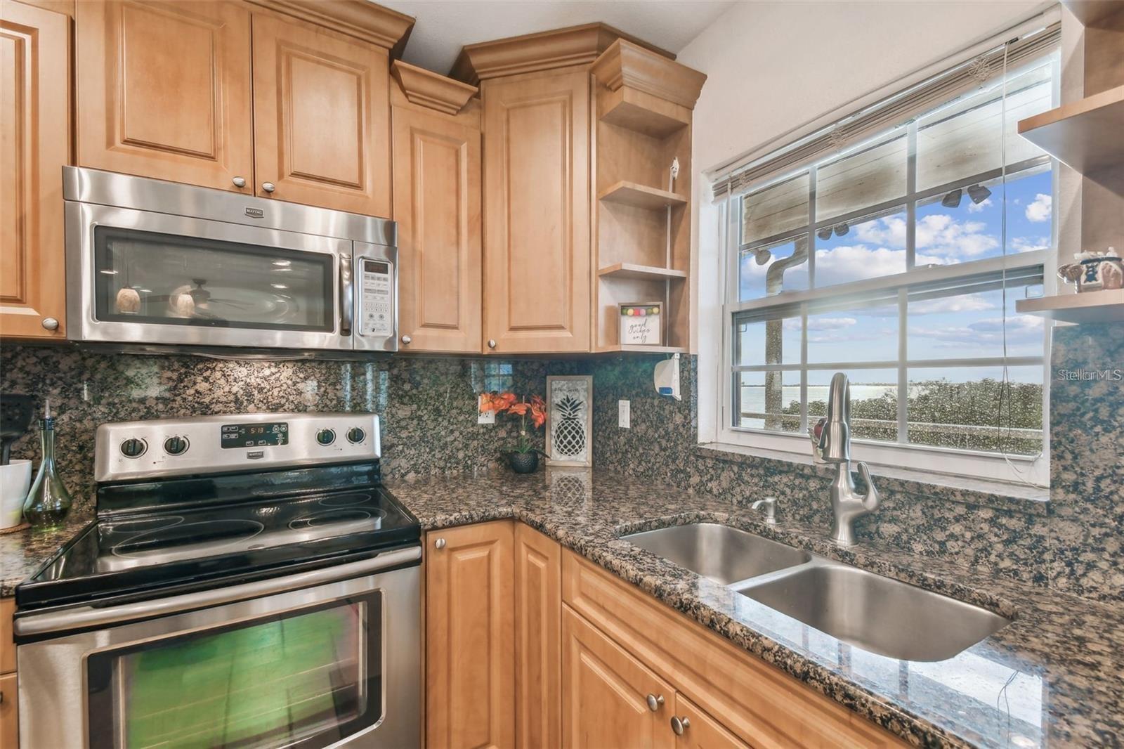 Image 7 of 16 For 8829 Bay Pointe Drive 205