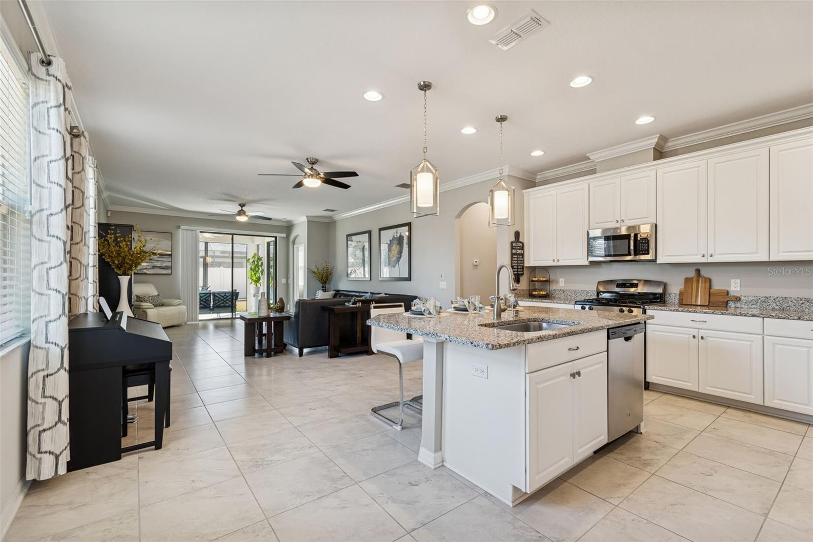 Image 10 of 47 For 21752 Indian Summer Drive