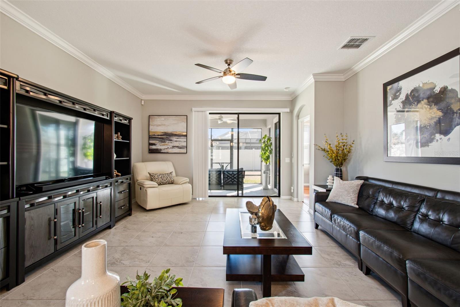 Image 17 of 47 For 21752 Indian Summer Drive