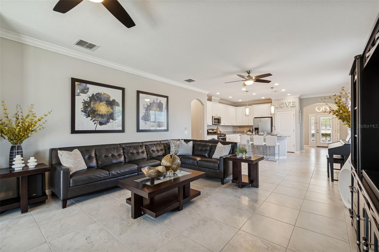 Image 18 of 47 For 21752 Indian Summer Drive