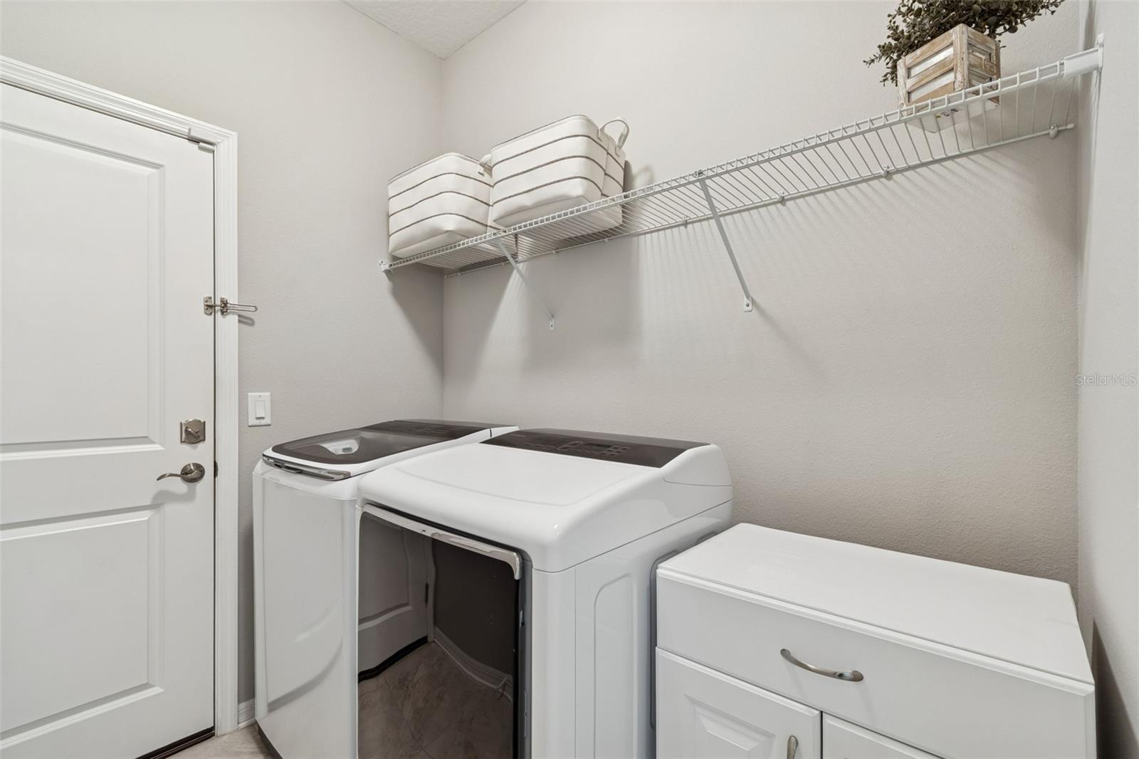 Image 30 of 47 For 21752 Indian Summer Drive