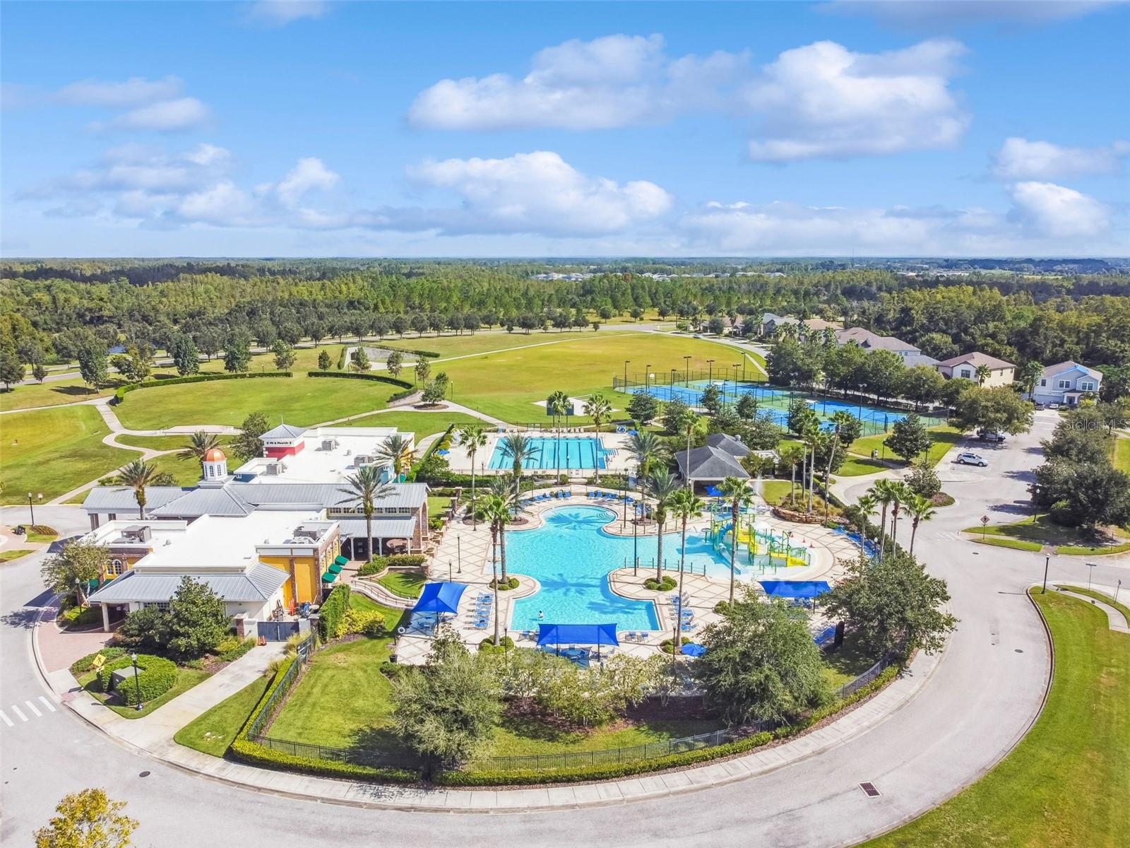 Image 40 of 47 For 21752 Indian Summer Drive