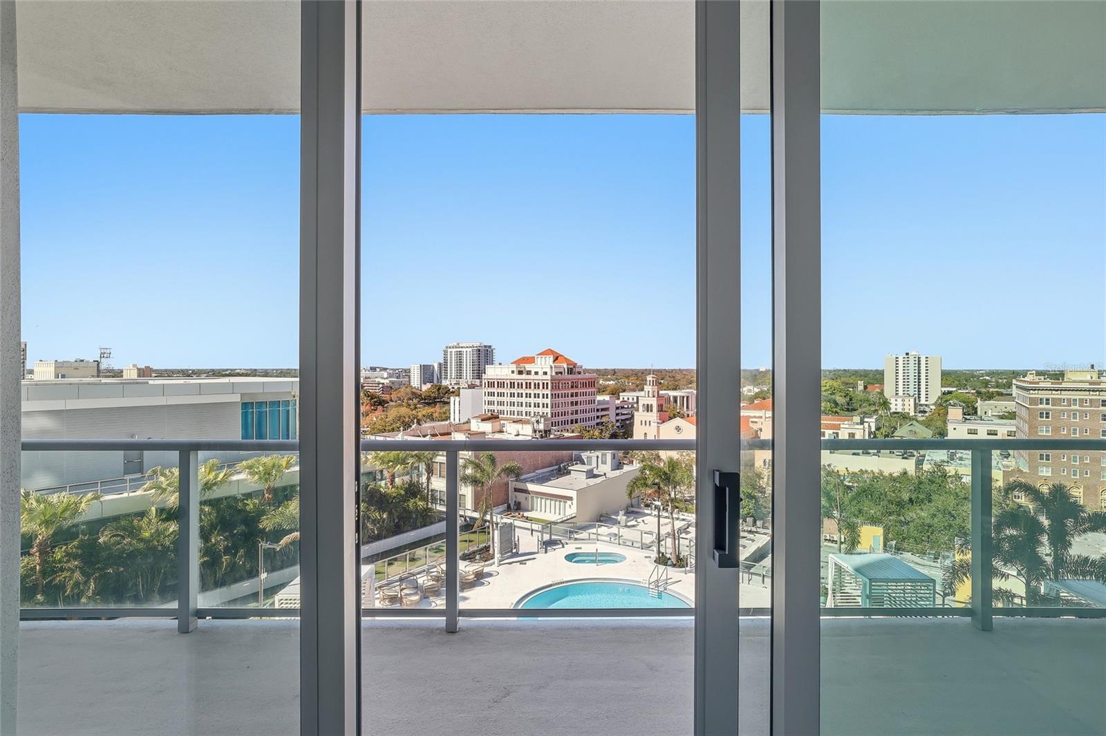 Image 25 of 74 For 400 Central Avenue 1002