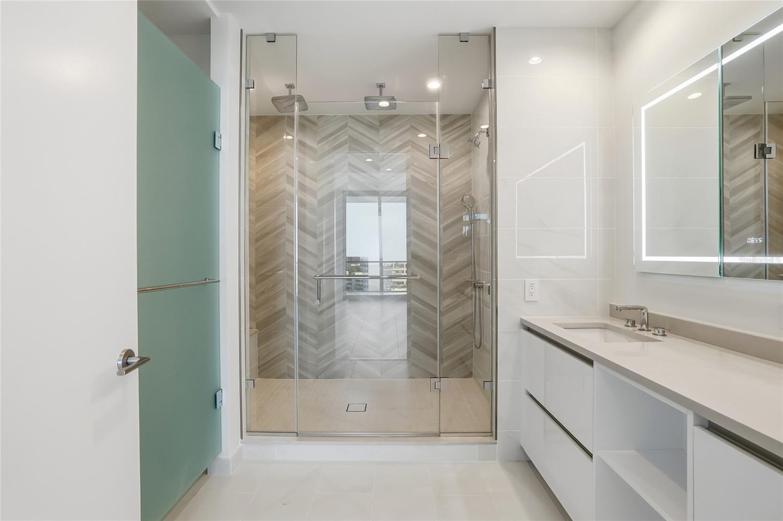 Image 31 of 74 For 400 Central Avenue 1002