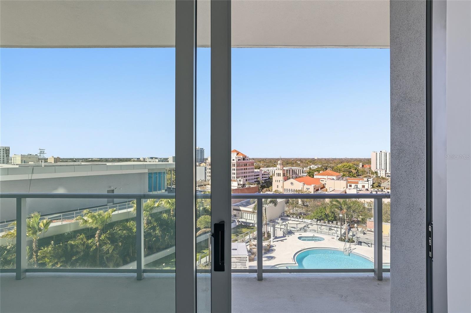 Image 34 of 74 For 400 Central Avenue 1002