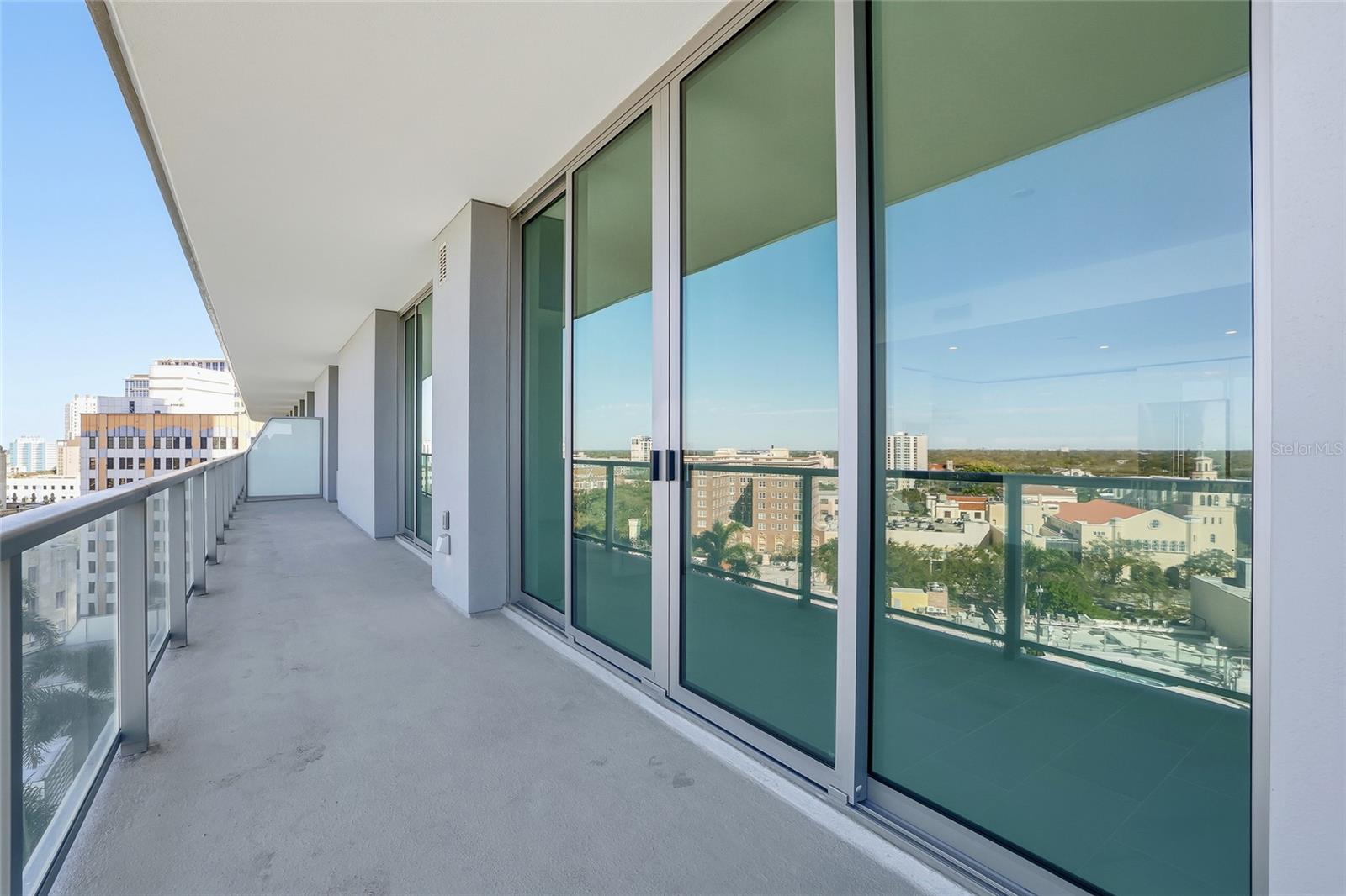 Image 40 of 74 For 400 Central Avenue 1002