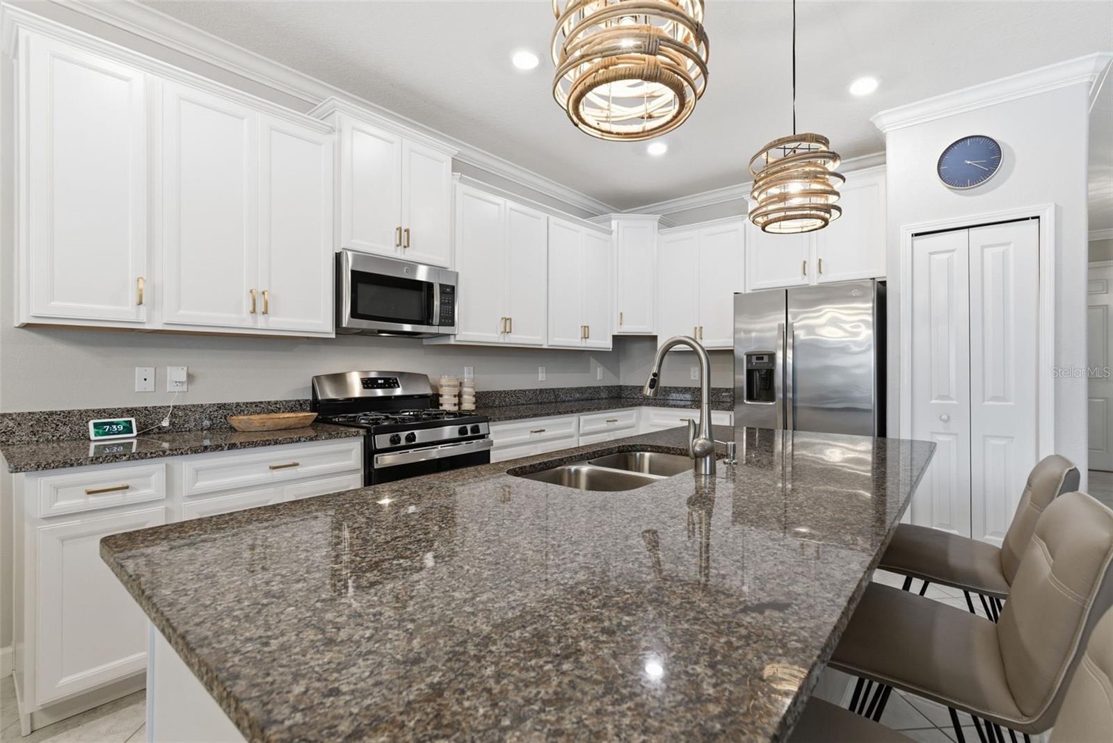 Image 14 of 53 For 8553 Savory Walk Drive