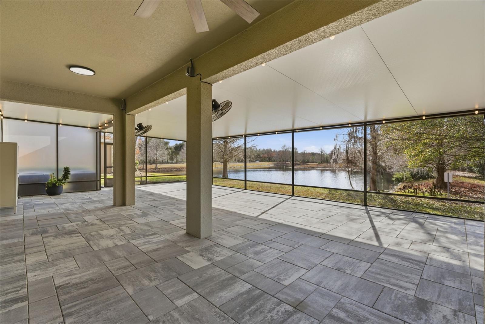 Image 36 of 53 For 8553 Savory Walk Drive