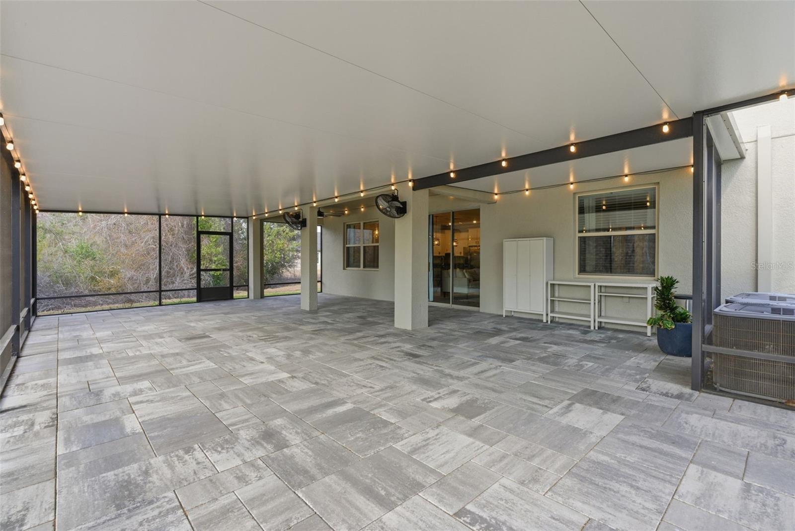 Image 38 of 53 For 8553 Savory Walk Drive