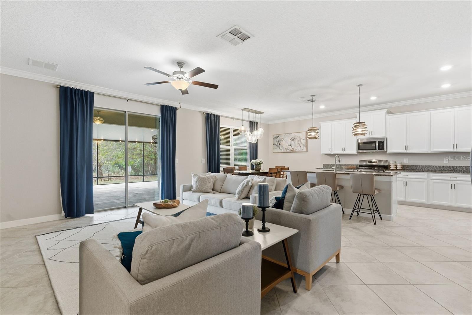 Image 8 of 53 For 8553 Savory Walk Drive