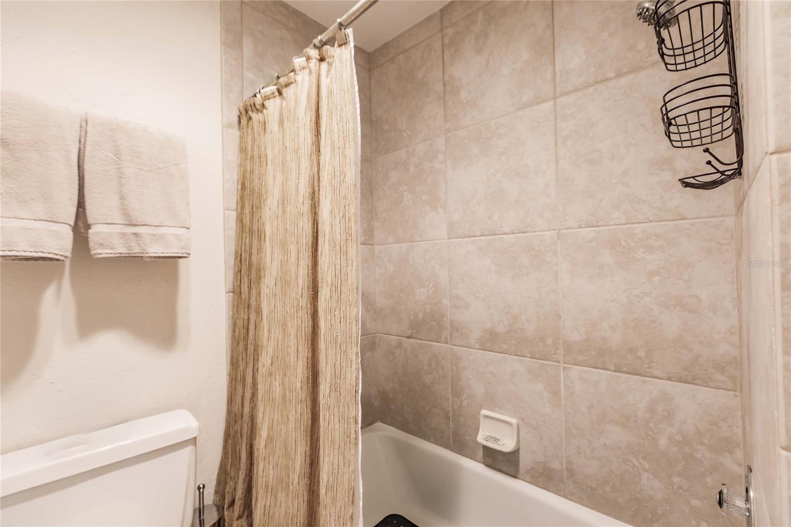 Image 25 of 29 For 1205 Peppertree Drive 232