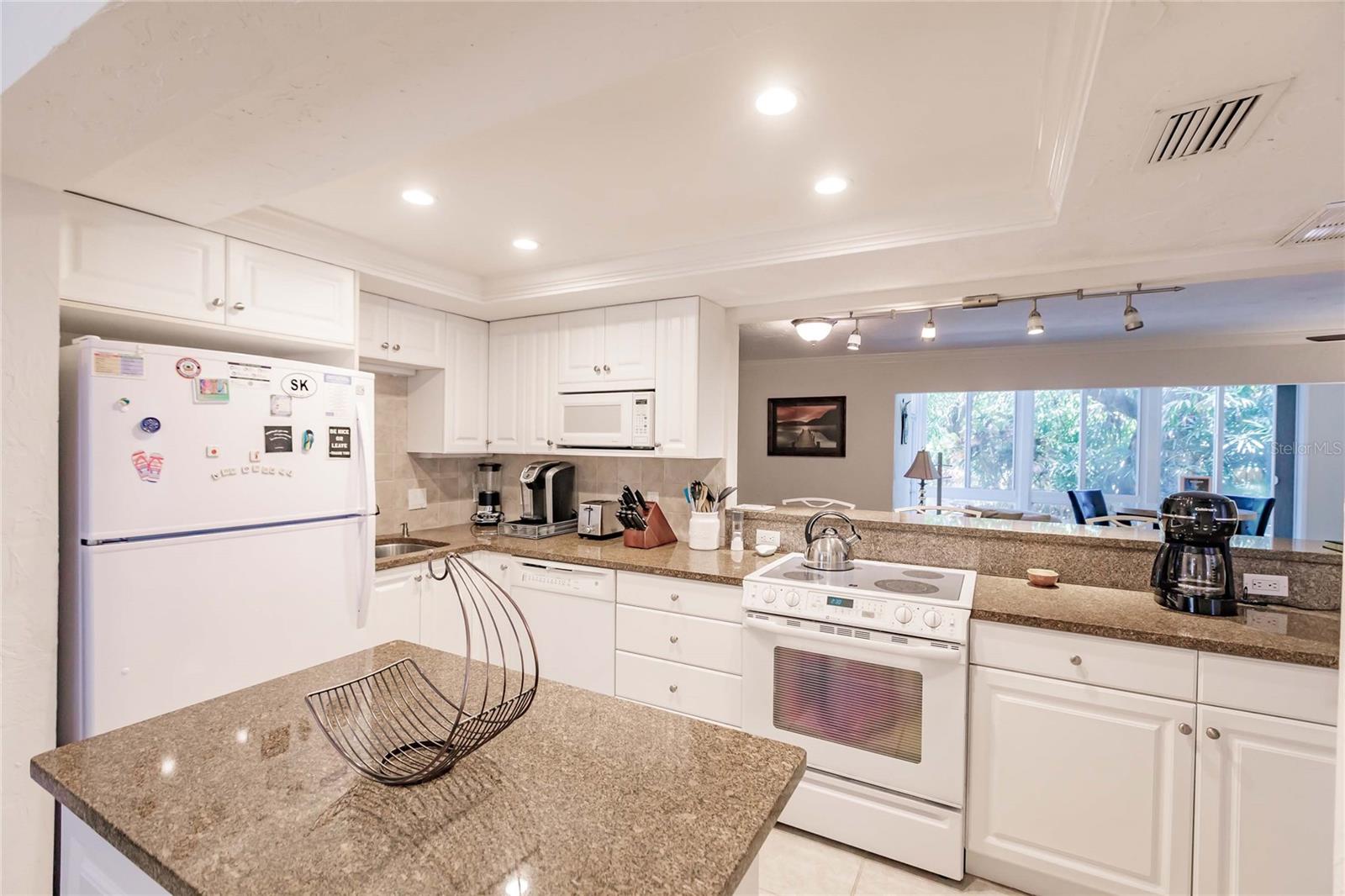 Image 13 of 29 For 1207 Peppertree Drive 231