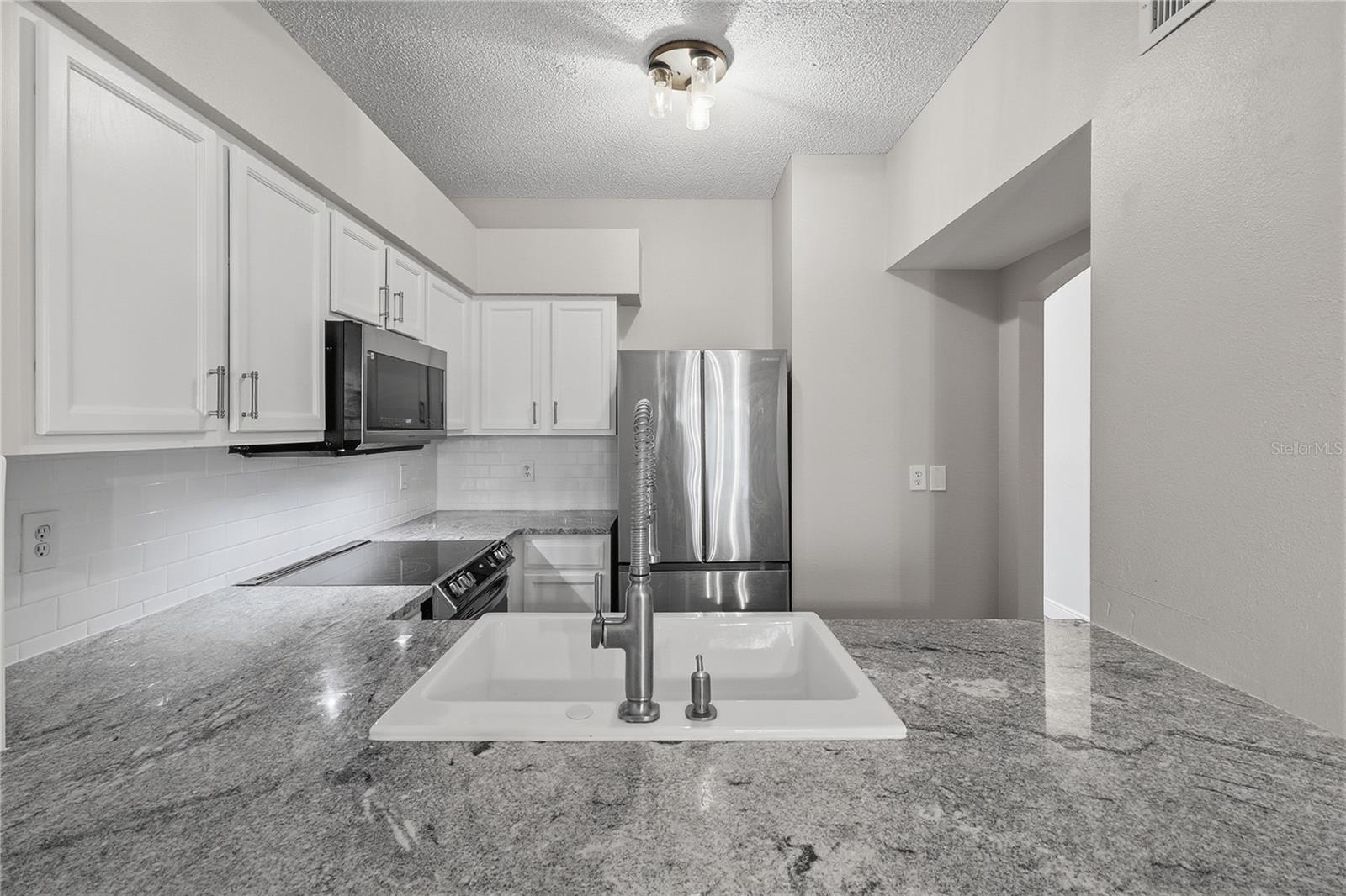 Image 7 of 32 For 18133 Paradise Point Drive