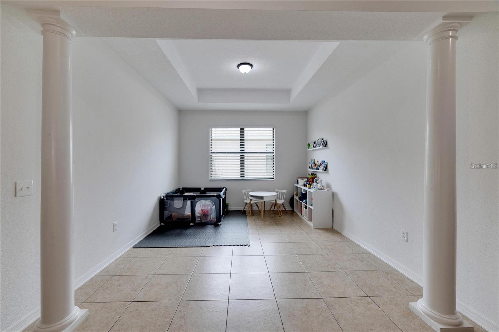 Image 12 of 47 For 307 Star Shell Drive