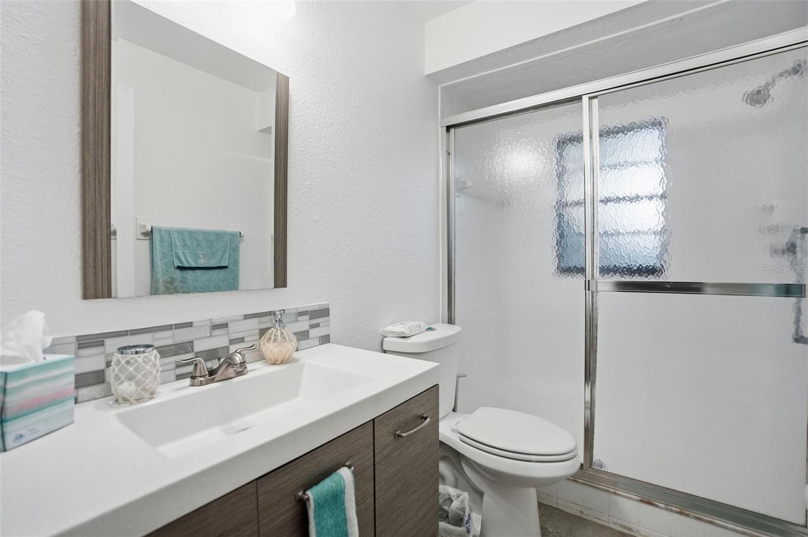 Image 19 of 29 For 9206 Belvedere Street