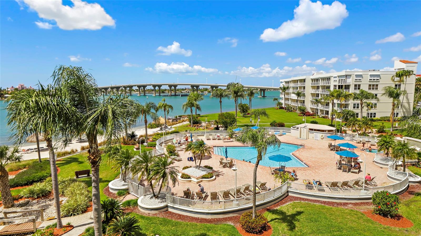 Image 30 of 48 For 6021 Bahia Del Mar Circle 234