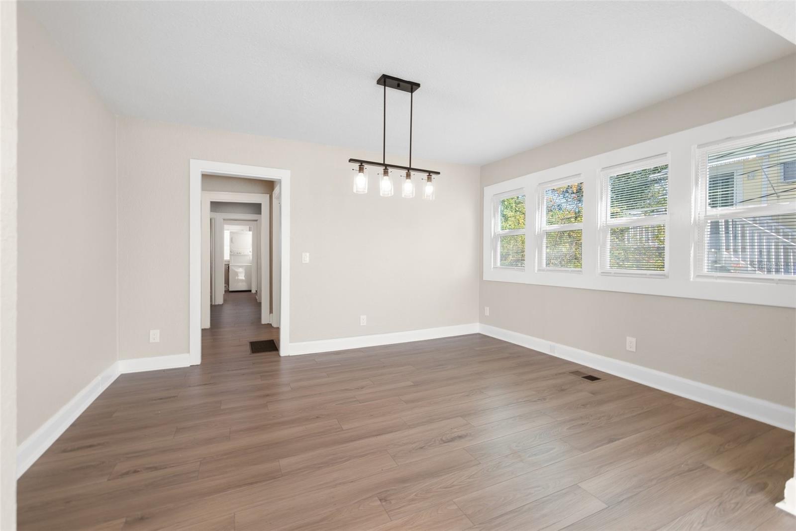 Image 3 of 15 For 781 31st Avenue N