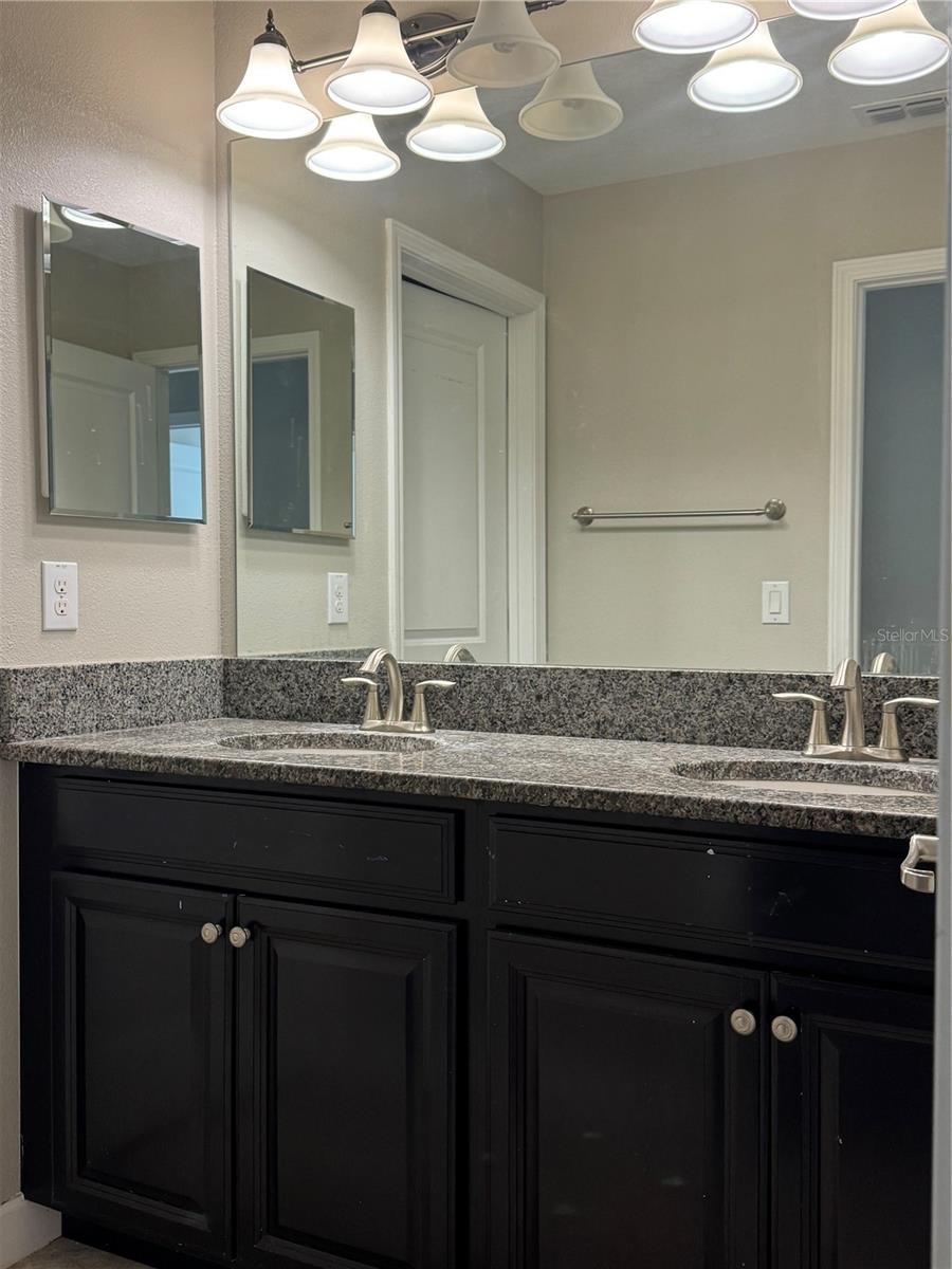 Image 6 of 10 For 19095 Andrea Lynn Lane